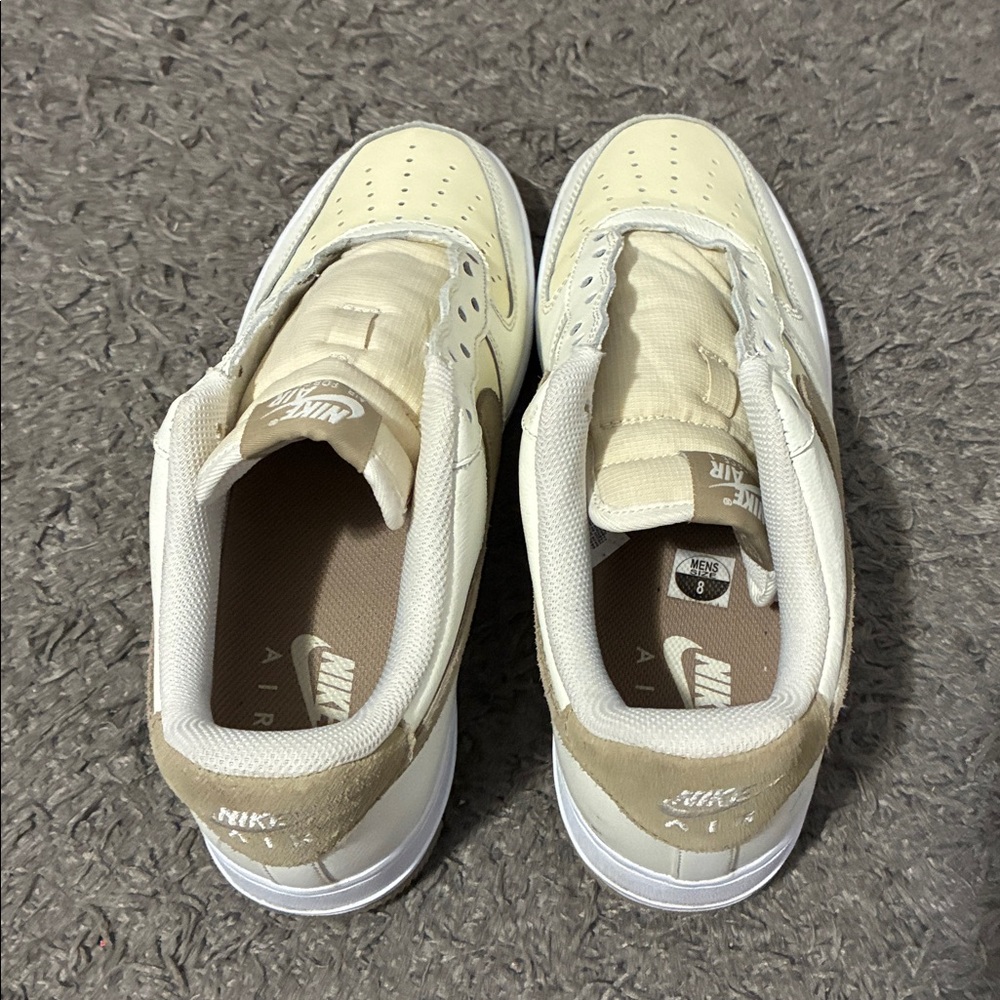 Nike Air Force 1 - Picture 6 of 8